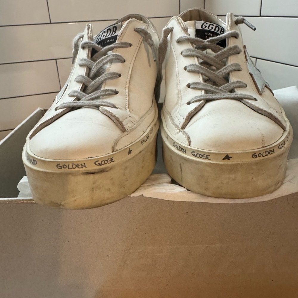 Golden Goose Sneakers with Star Accent - Picture 2 of 8